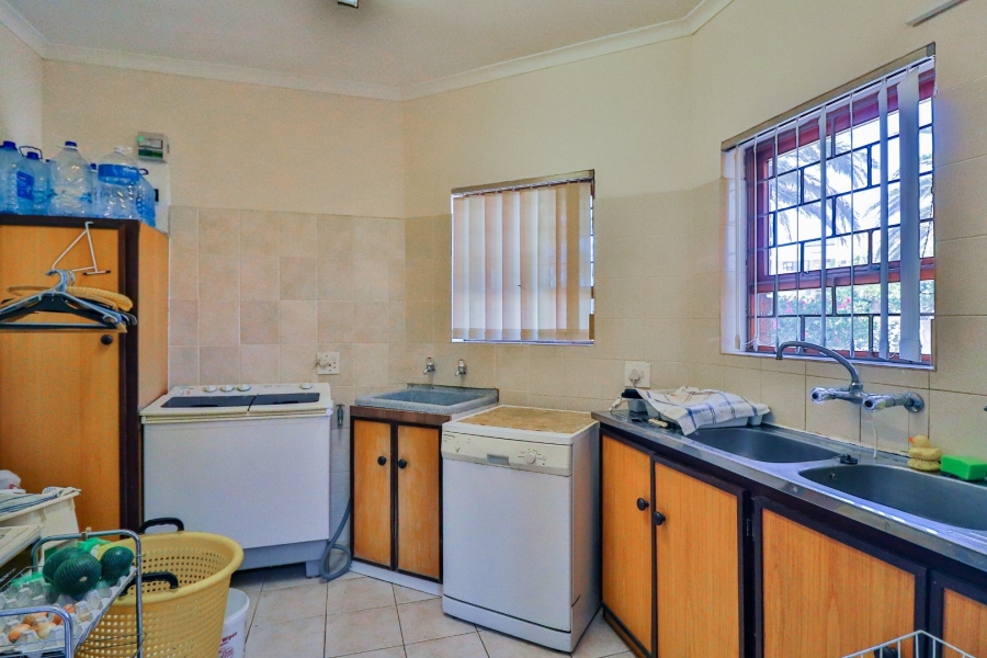 5 Bedroom Property for Sale in Bayview Western Cape